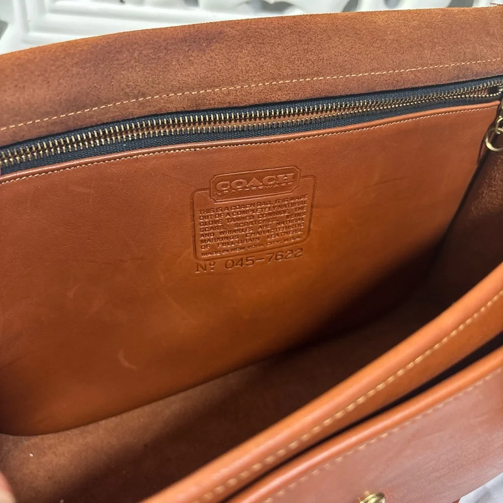 Coach Vintage Rambler w/ Original Box & Coach Tissue Paper. FREE SHIPPING! - Picture 4 of 14